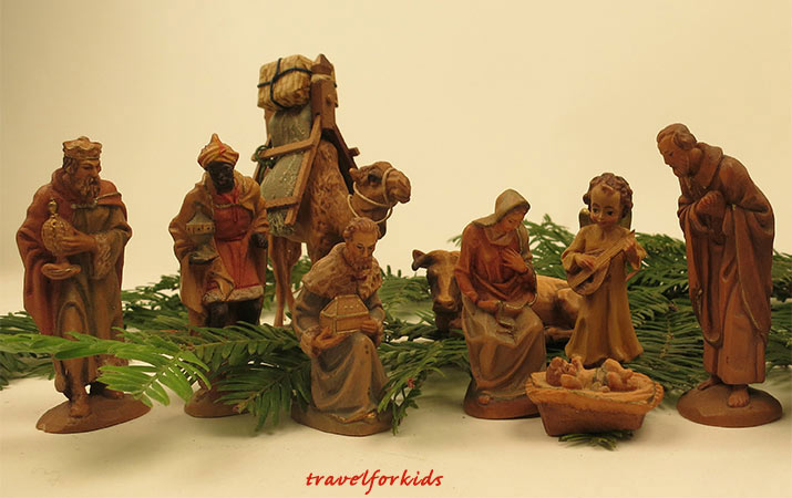 german carbed wooden nativity figurines